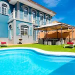 Melyna Private Heated Pool
