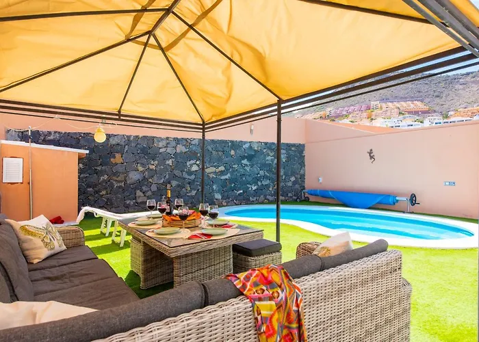 Melyna Private Heated Pool Costa Adeje (Tenerife)